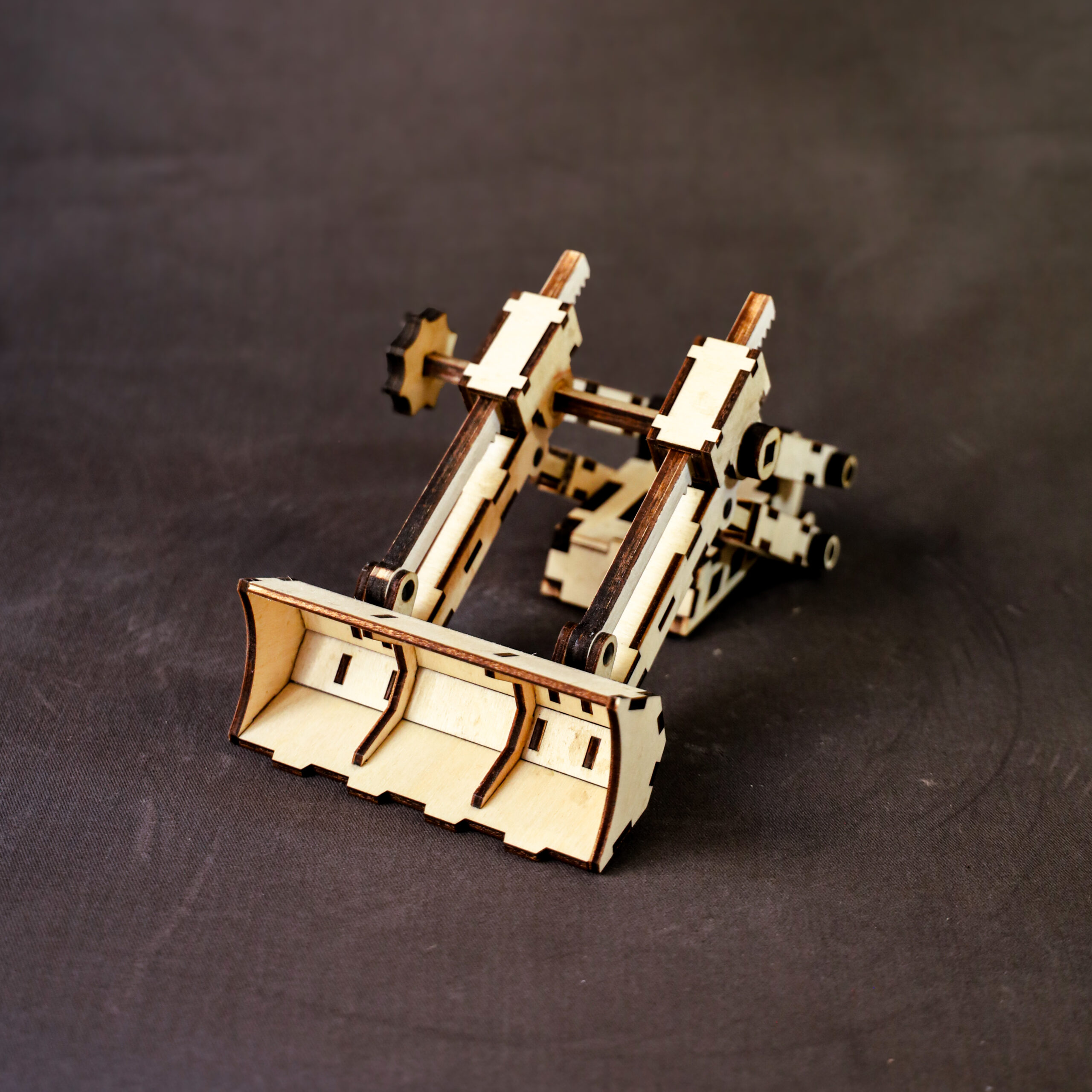 Ładowacz czołowy do złożenia